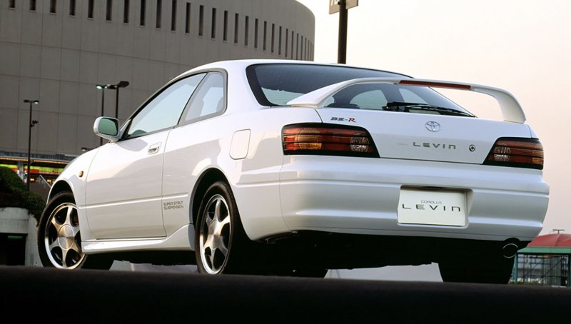 Toyota Levin ae111 bz