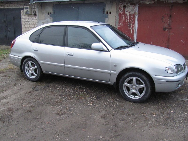 Corolla 111l Liftback