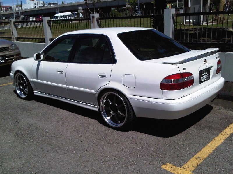 Toyota Corolla ae111