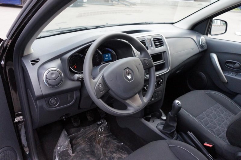 Renault Logan Stepway салон