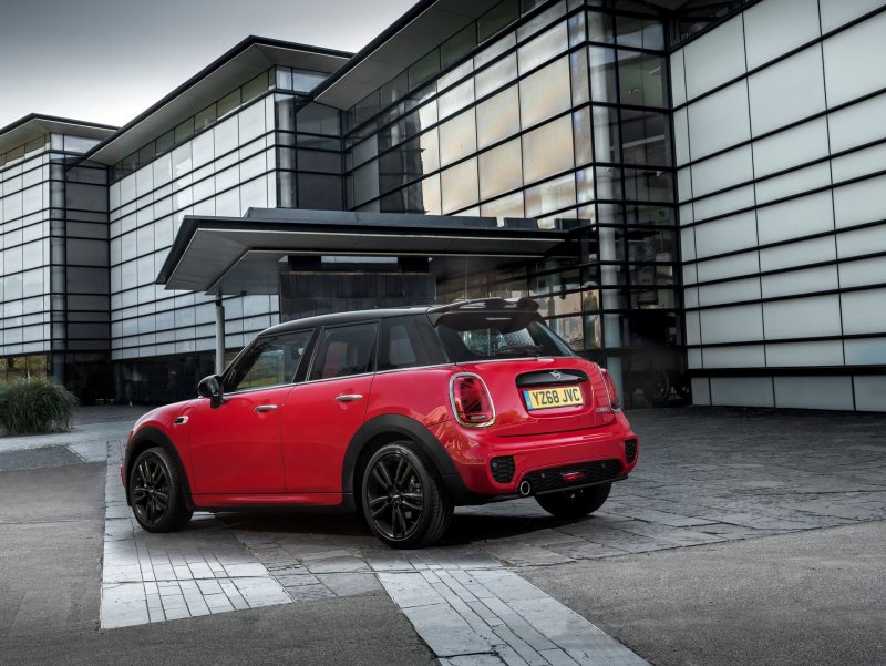 Мини Купер JCW 2020