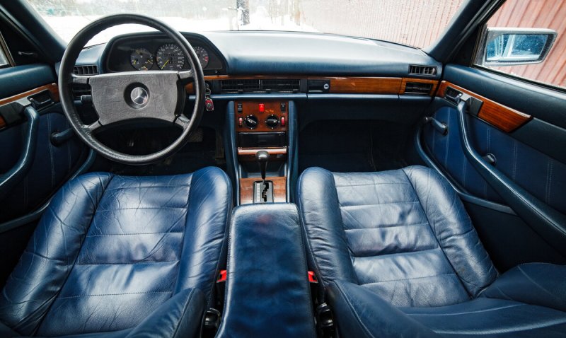 Mercedes Benz s class w126 салон
