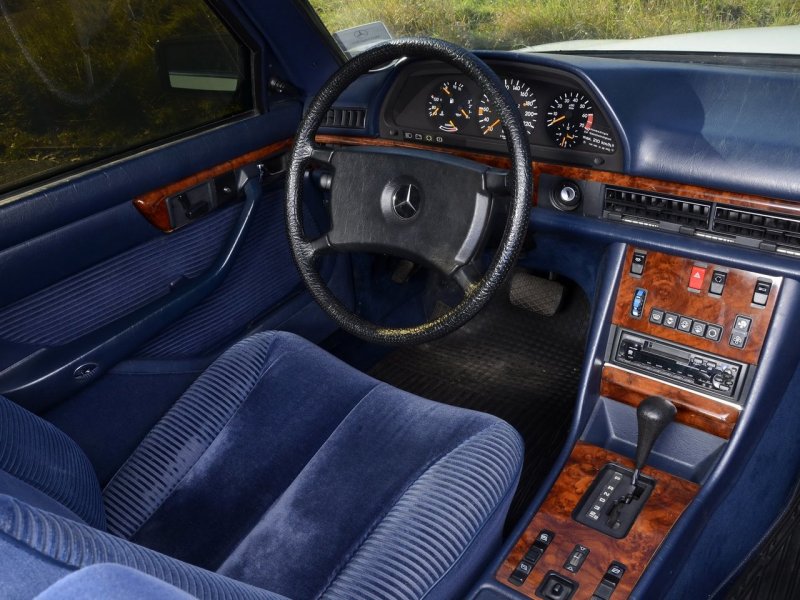 Mercedes-Benz w126 салон