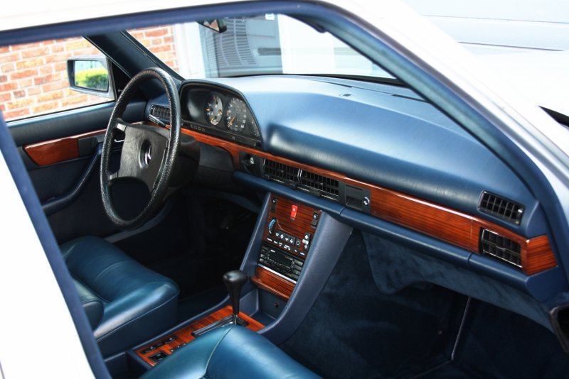 Mercedes-Benz w126 салон