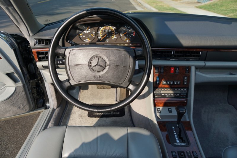Mercedes-Benz w126 560 sec салон