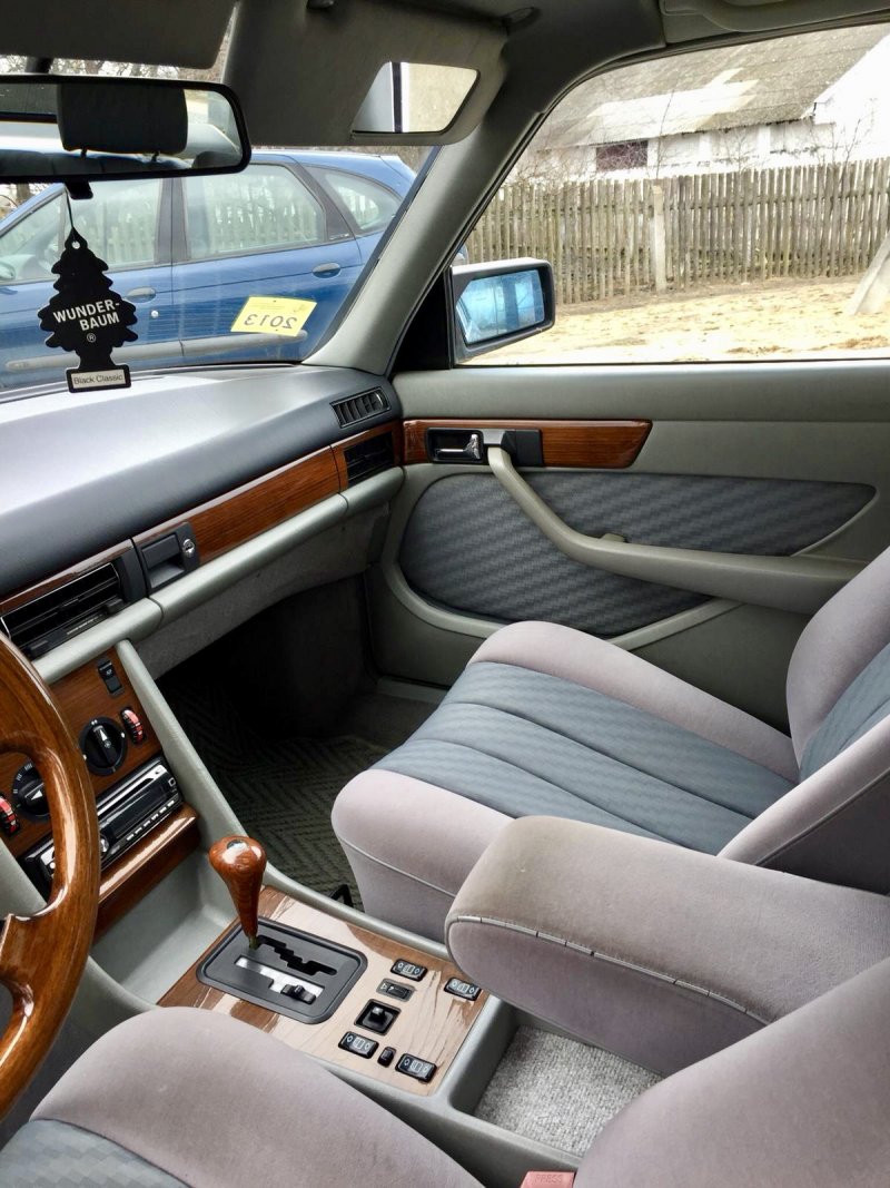Mercedes w126 Interior