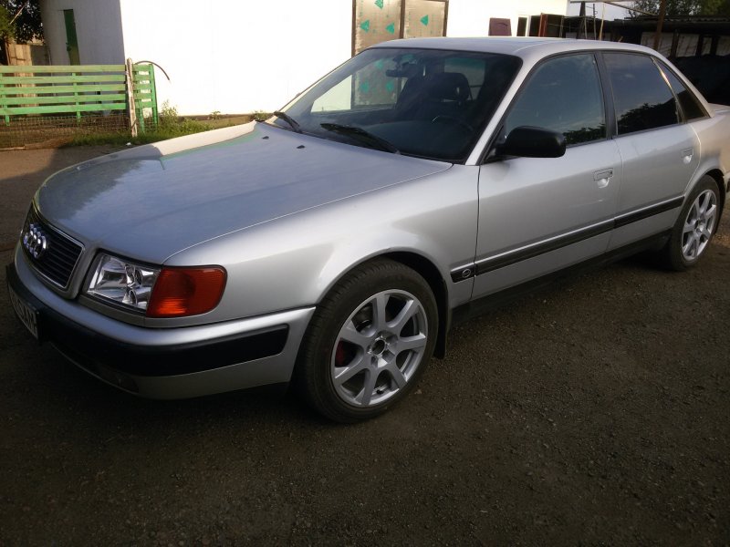 Audi 100 c4 r17
