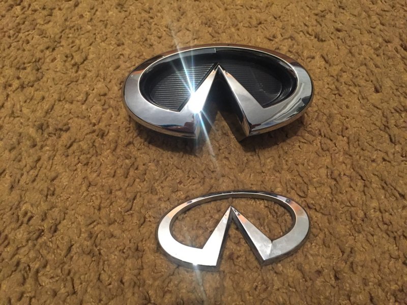 Infiniti логотип