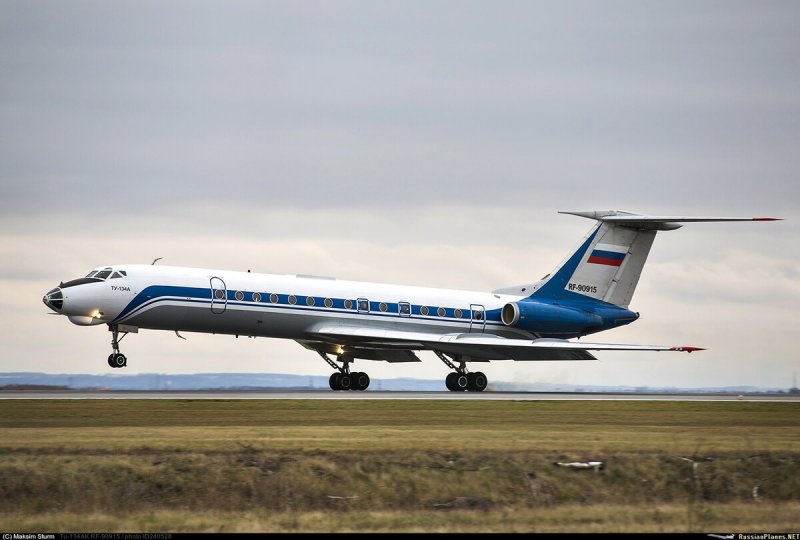 Самолет ту 134ш
