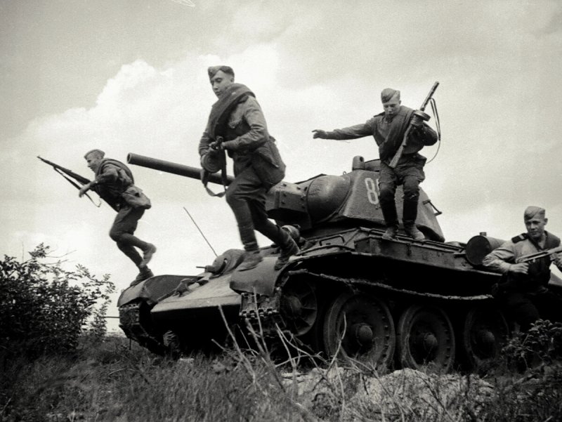 Отечественная война танк т 34