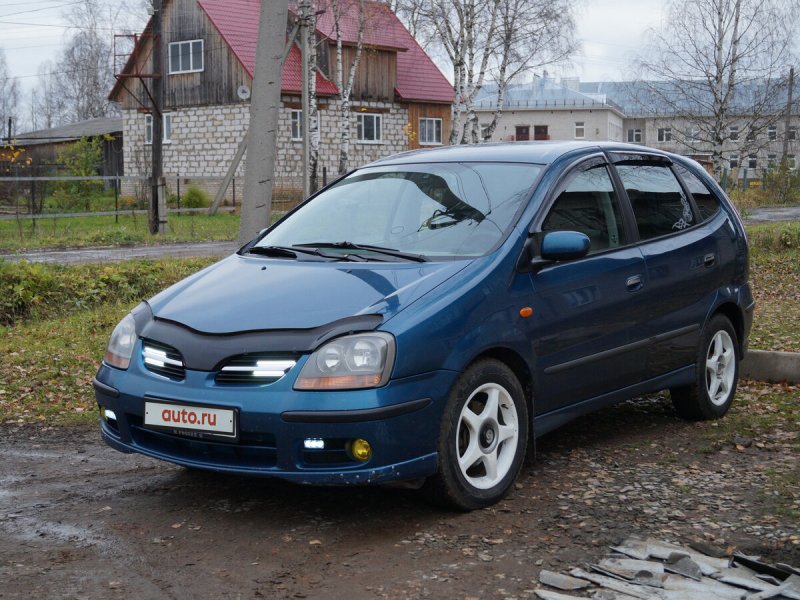 Ниссан Альмера Тино 2002