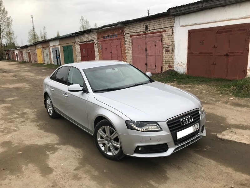 Ауди а4 2010