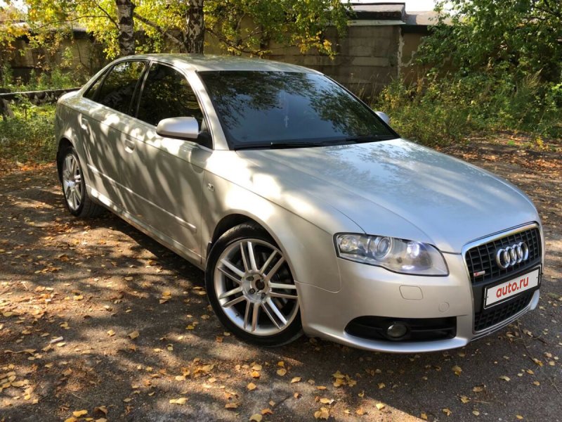 Audi a4 2003 серебристая