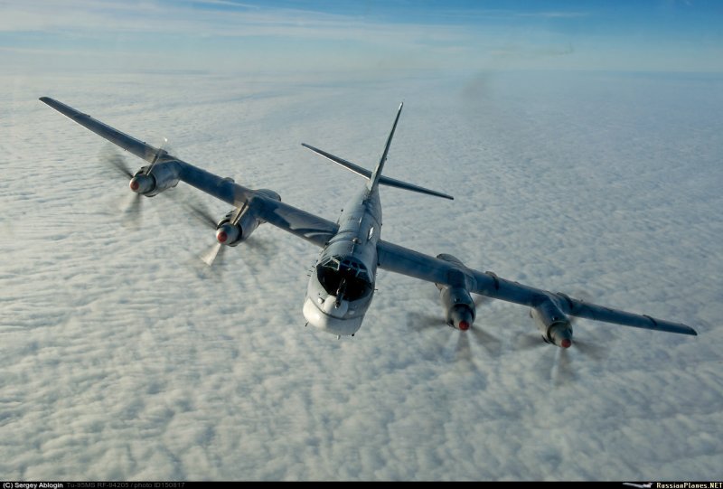 Ту-95мс в небе