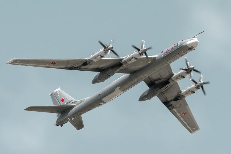 Самолет ту 95 МС
