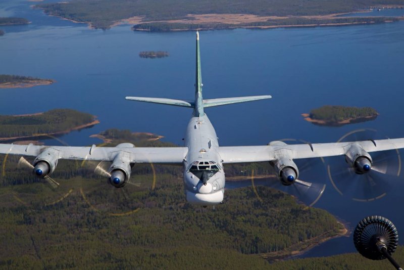 Самолет ту 95 МС