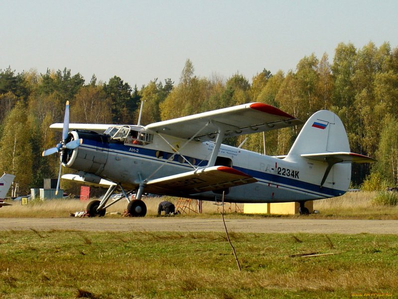 Самолёт АН-2