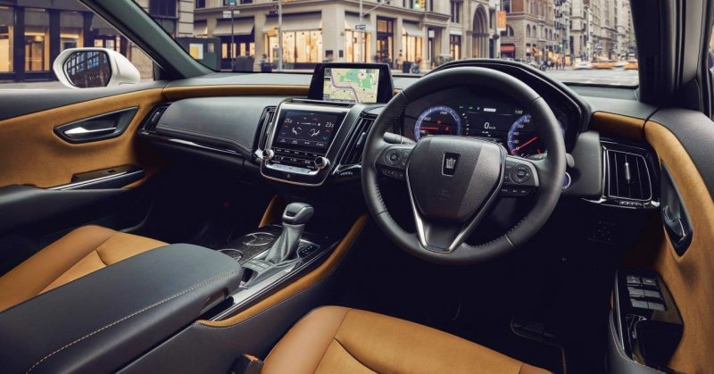 Toyota Crown 2019 салон