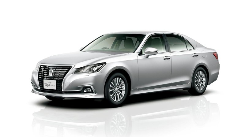 Toyota Crown 210 Royal Saloon