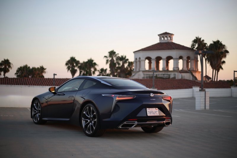 Lexus Coupe 2018