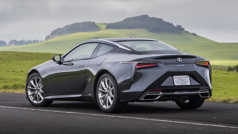 Lexus LC 500h купе