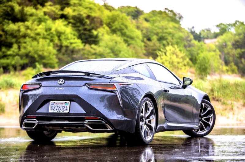 Lexus купе LC 500