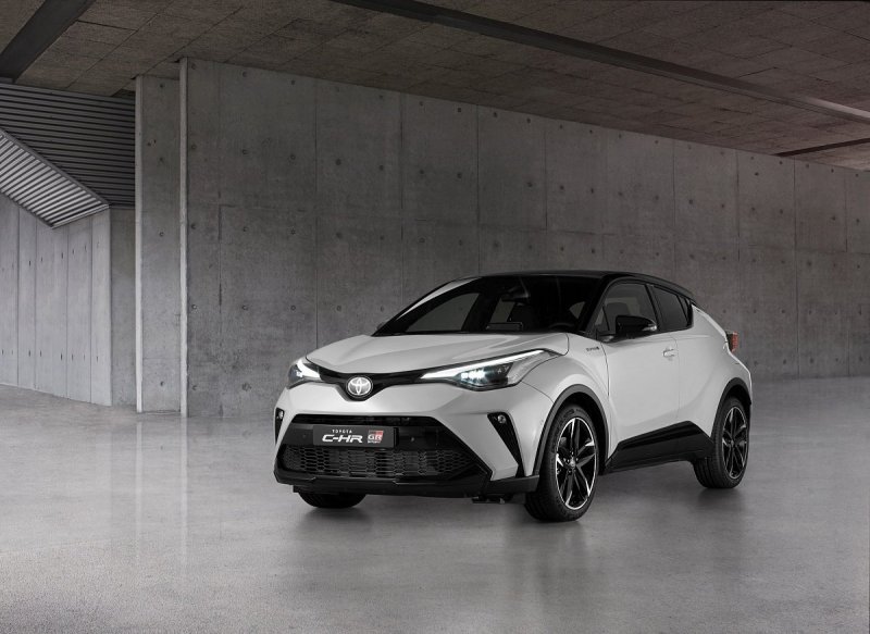 Тойота Chr 2021 gr Sport