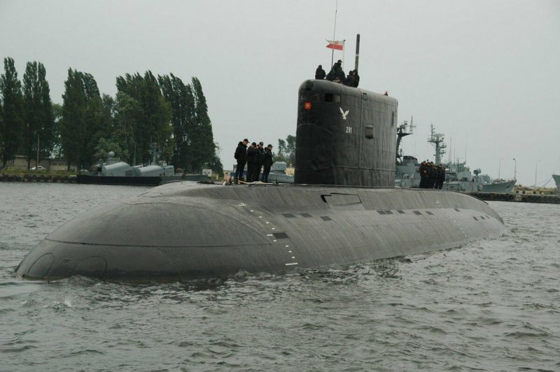Польская подводная лодка «ястреб» (ORP Jastrząb)