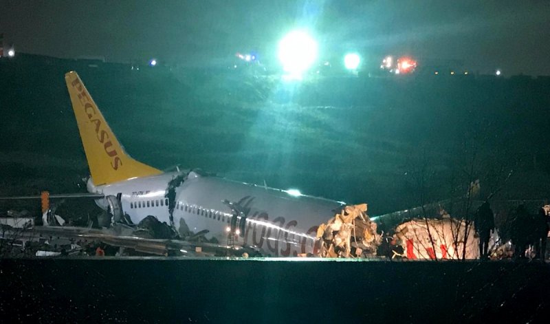 Крушение Boeing 737 в Стамбуле