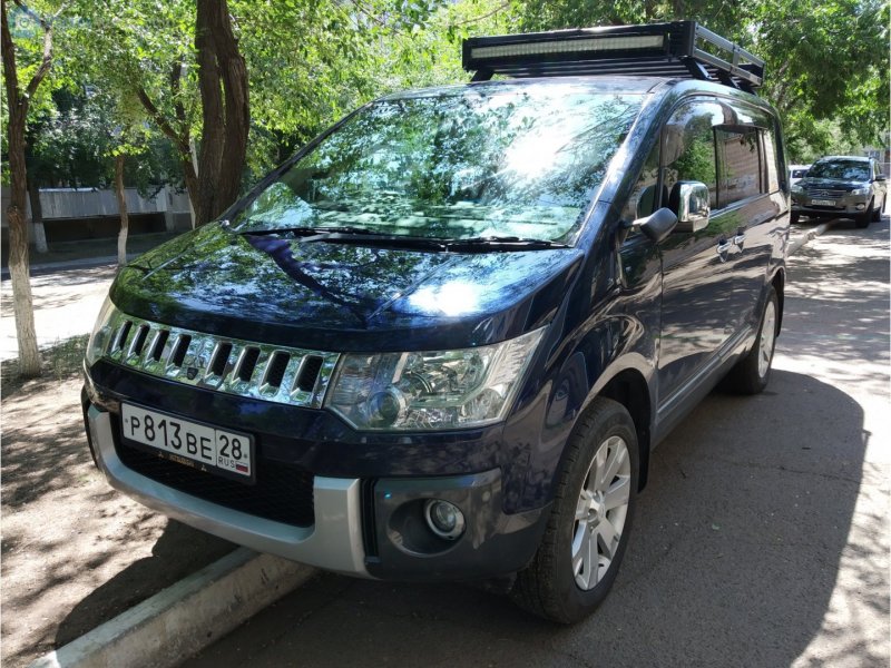 Delica d2 Hybrid