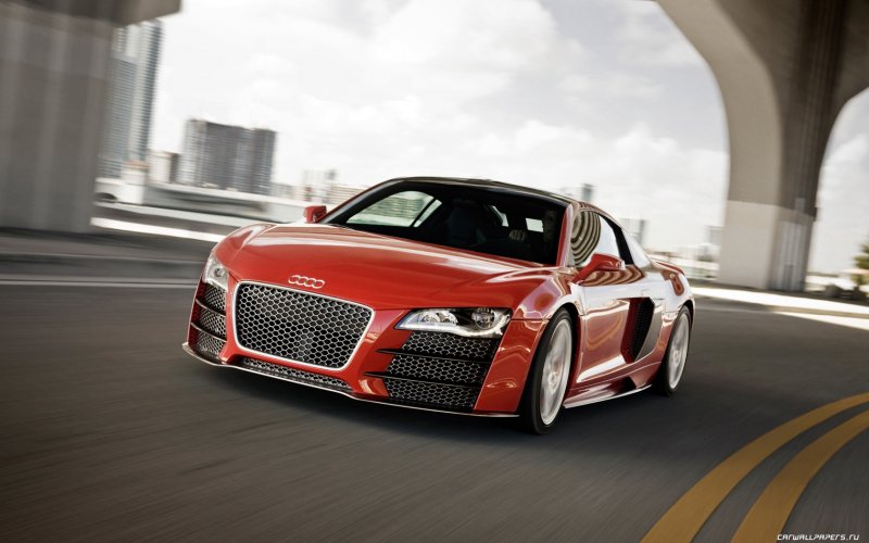 Audi r8 v12