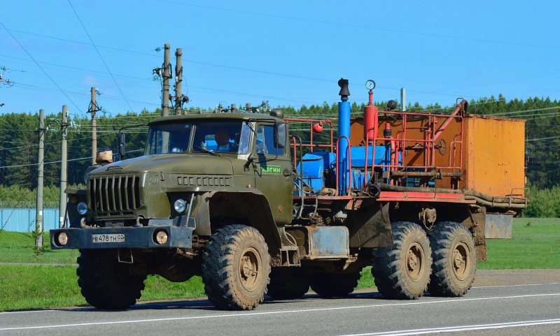 Урал 4320
