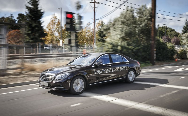 Intelligent Drive Mercedes e class