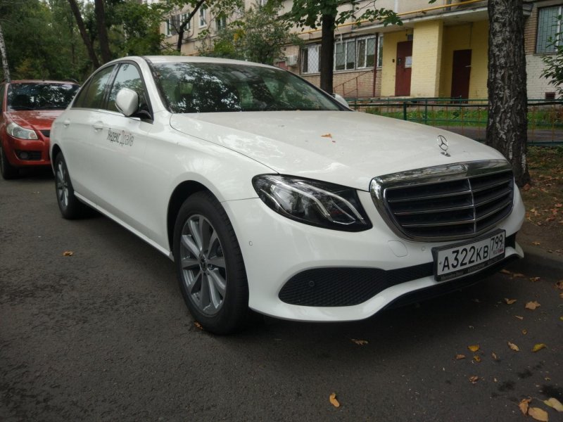 Каршеринг Mercedes e200