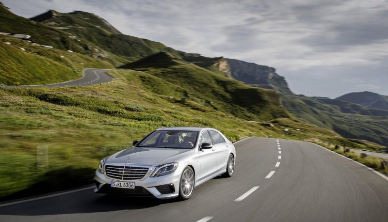 Mercedes Benz s63 AMG 2014