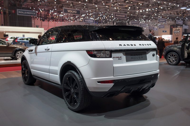 Range Rover Evoque с черной крышей