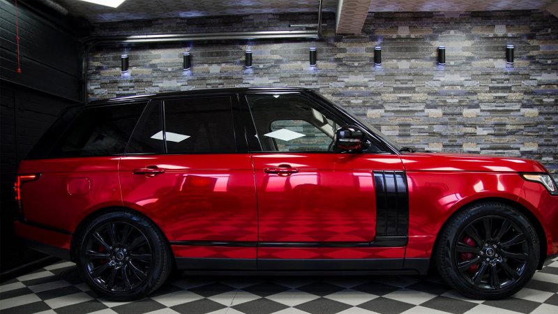 Range Rover Vogue красный