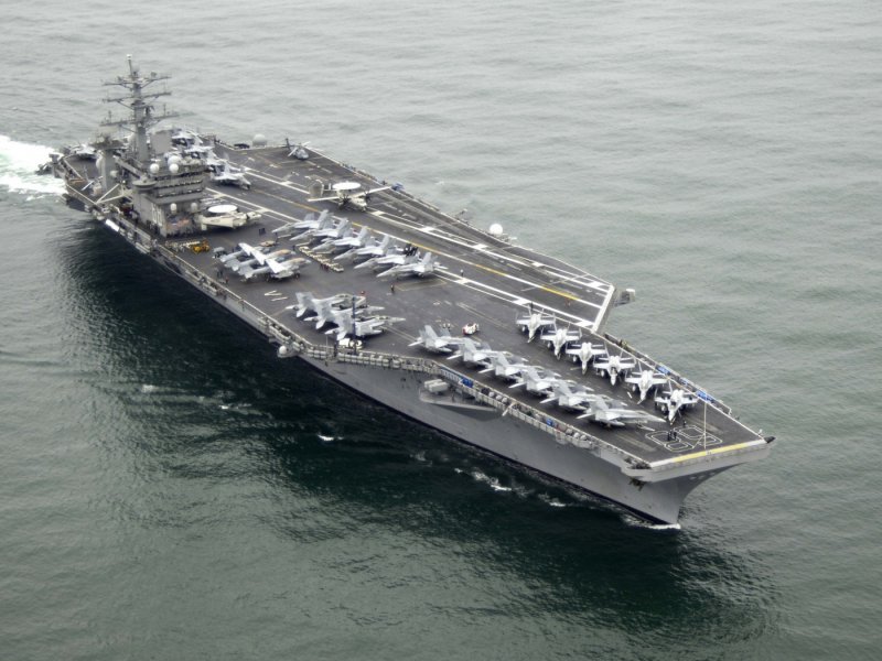 Атомный авианосец Nimitz
