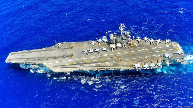 CVN-68 «Нимиц» (Nimitz),