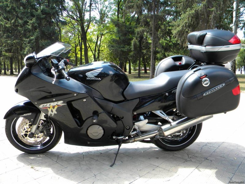 Хонда СБР 1100 Дрозд