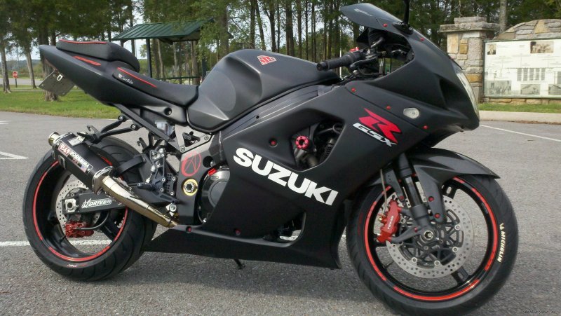 Suzuki GSXR 750 Black