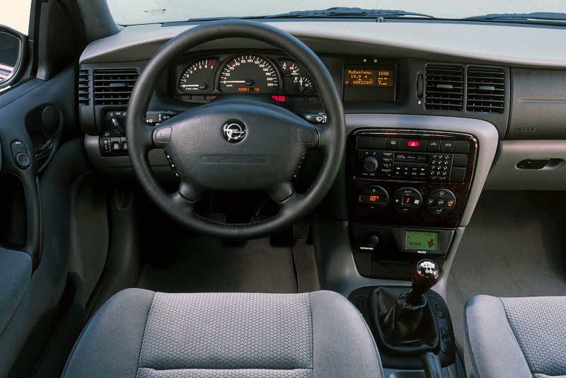Opel Vectra 2001 салон