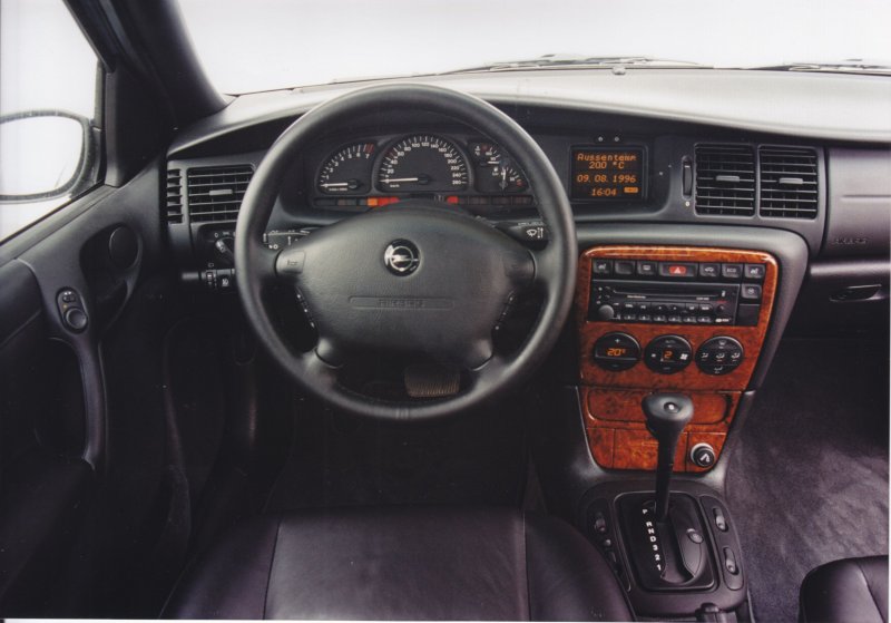 Opel Vectra b 2000 салон