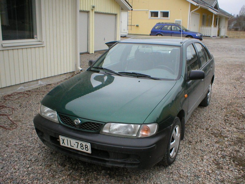 Almera 1998
