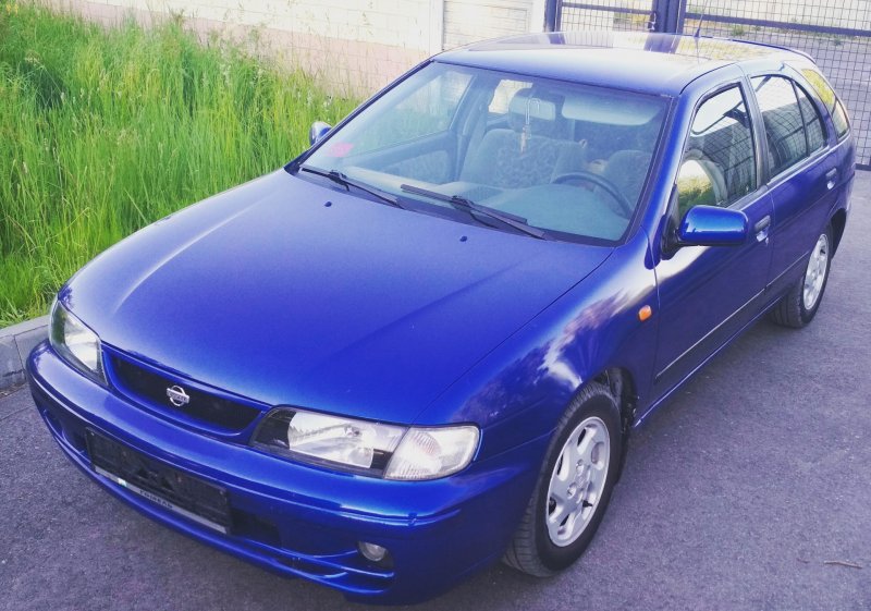 Nissan Almera 1998
