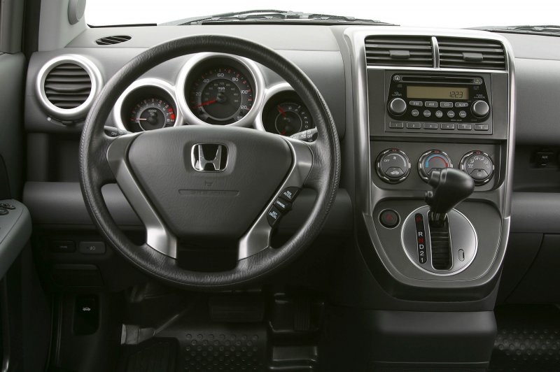 Honda element 2004 салон