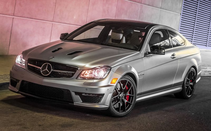 Mercedes Benz c63 AMG 2008