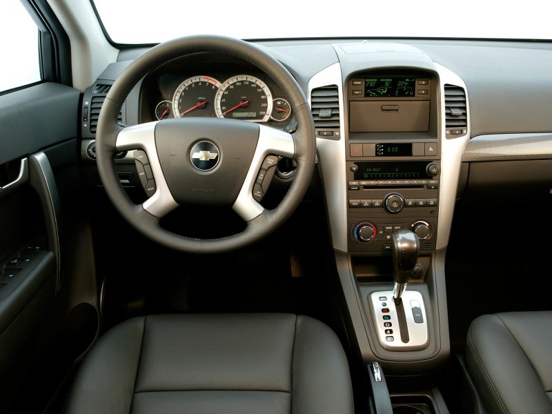 Chevrolet Captiva 2008 салон