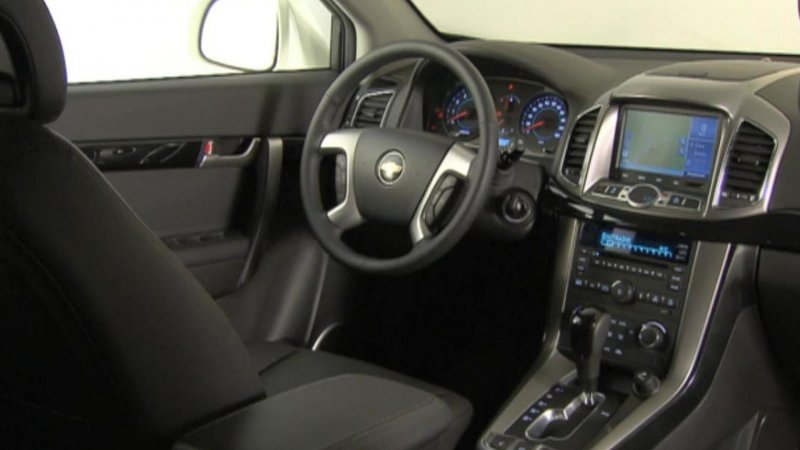 Chevrolet Captiva 2011 салон
