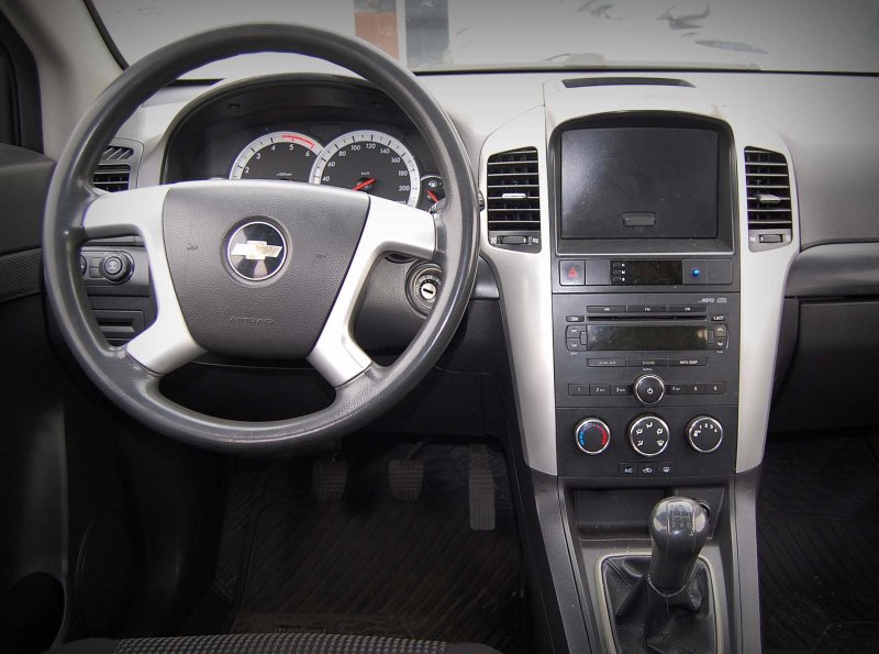 Chevrolet Captiva 2007 салон